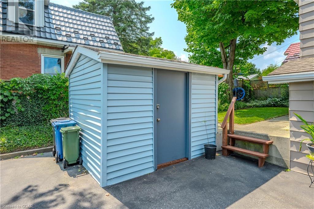 Image of property at 25 MEADOWVIEW Avenue