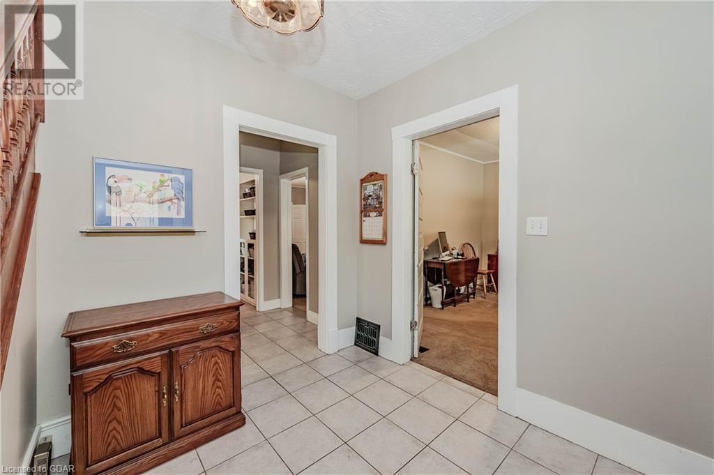 Image of property at 25 MEADOWVIEW Avenue