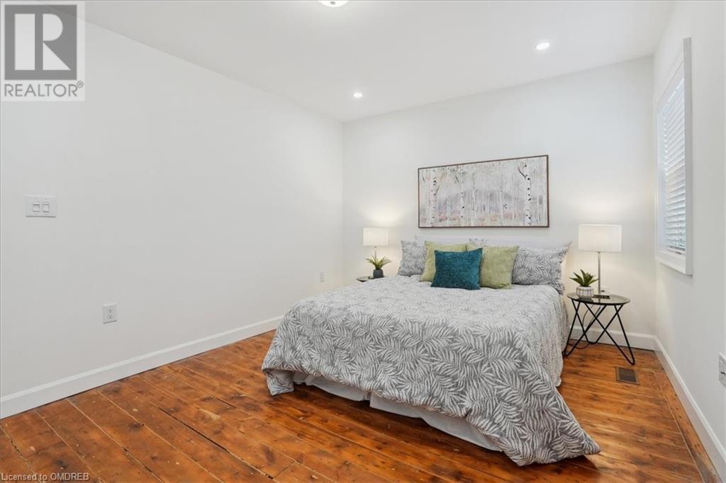 Image of property at 76 MACAULAY Street W