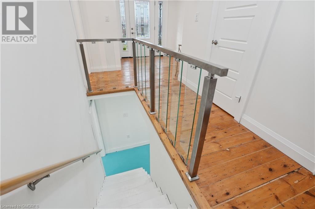 Image of property at 76 MACAULAY Street W