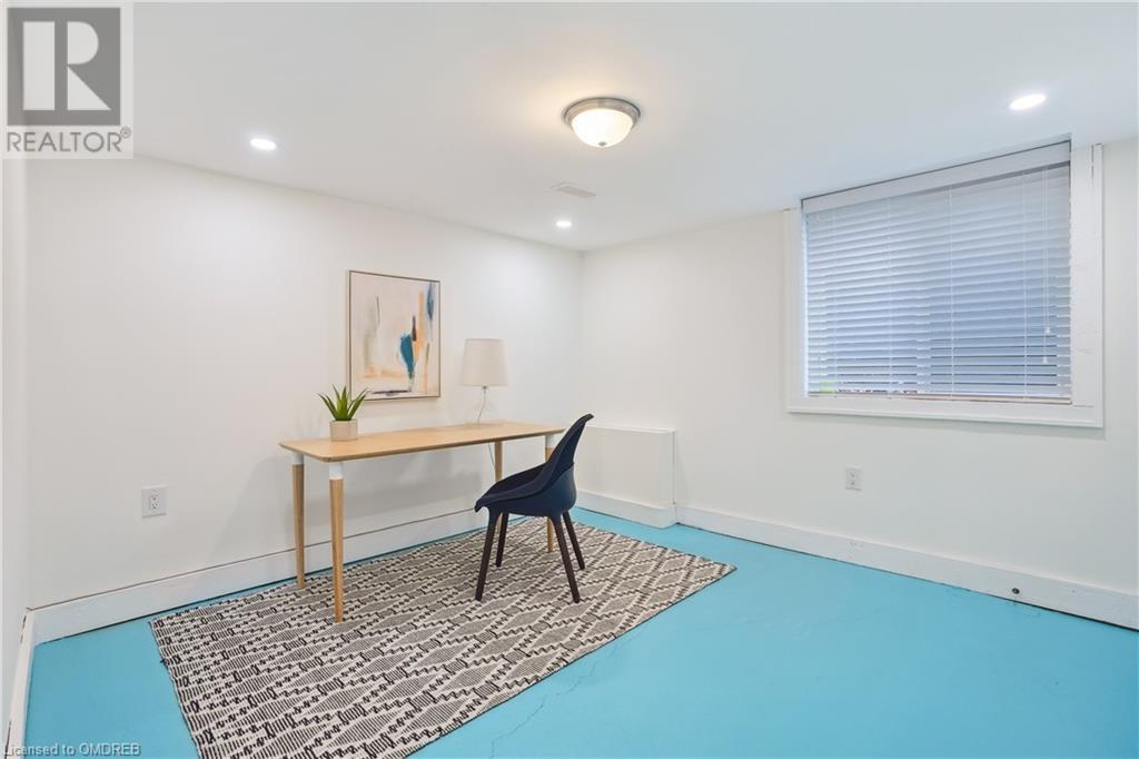 Image of property at 76 MACAULAY Street W