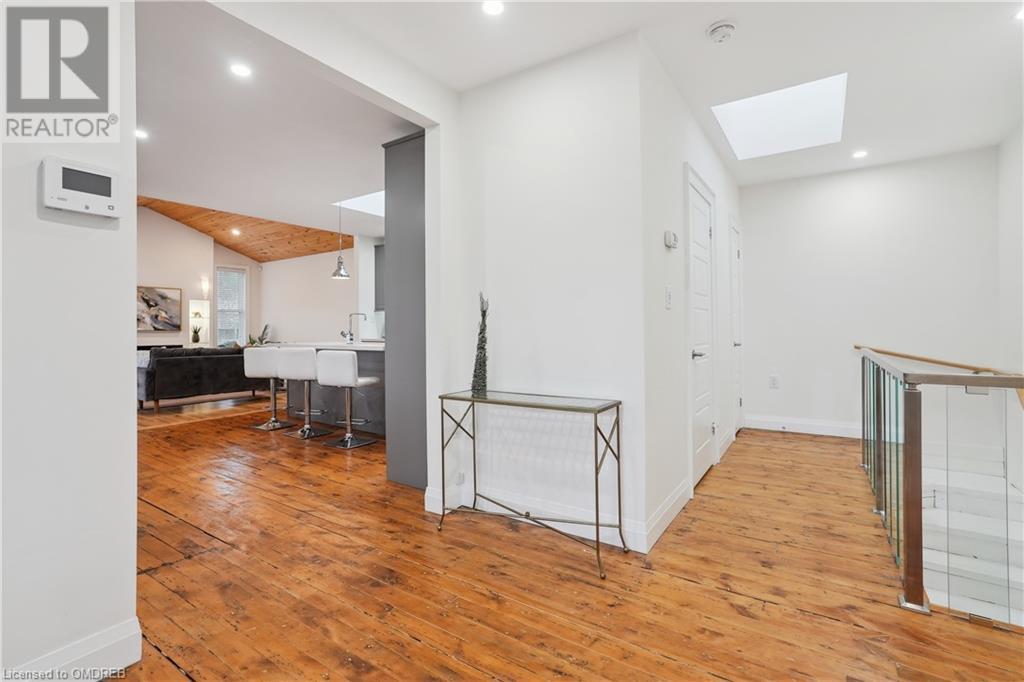 Image of property at 76 MACAULAY Street W