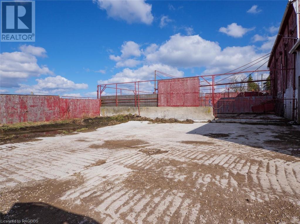 258934 Gordon Sutherland Parkway, Georgian Bluffs, Ontario  N4K 5N4 - Photo 11 - 40556011