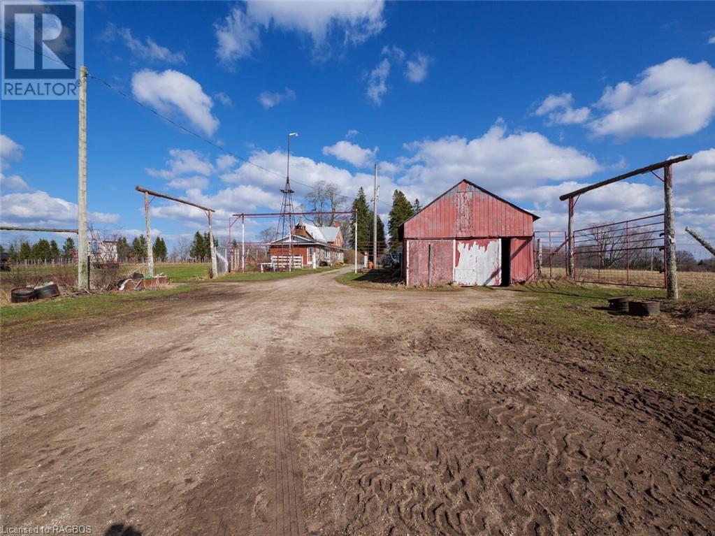 258934 Gordon Sutherland Parkway, Georgian Bluffs, Ontario  N4K 5N4 - Photo 13 - 40556011