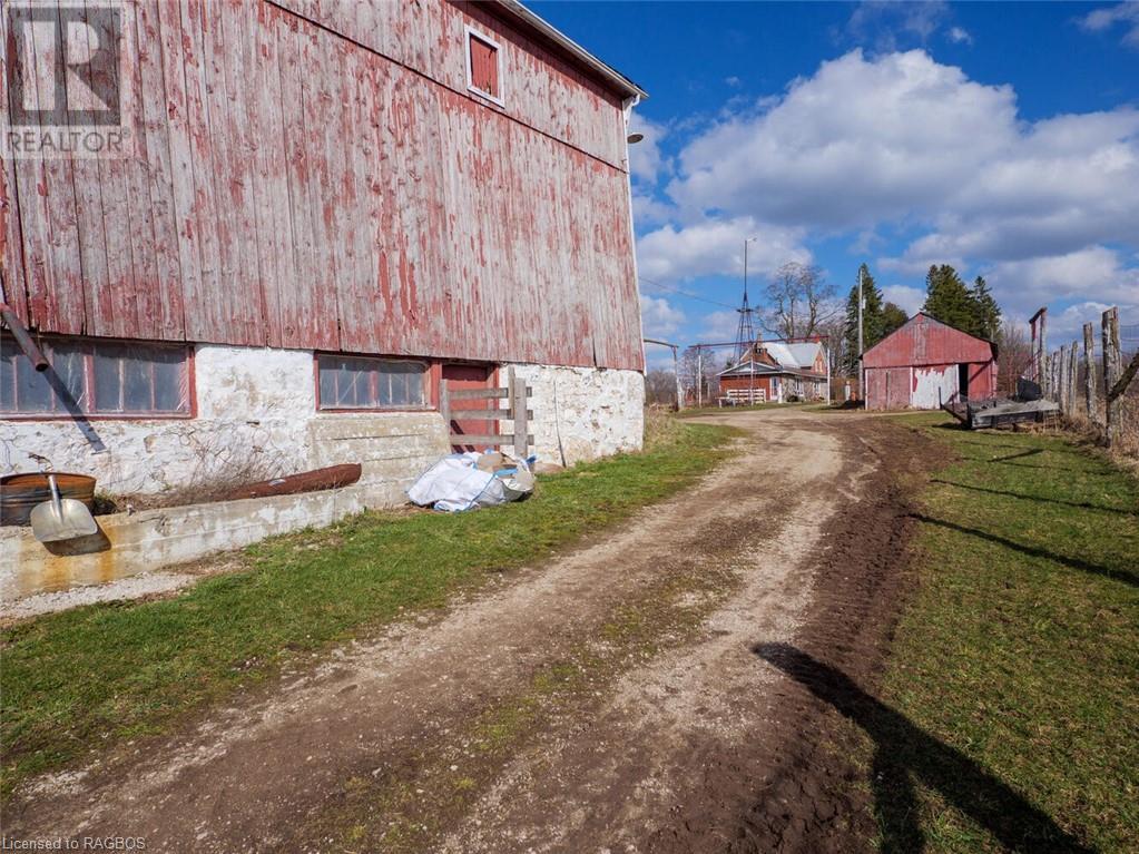258934 Gordon Sutherland Parkway, Georgian Bluffs, Ontario  N4K 5N4 - Photo 9 - 40556011