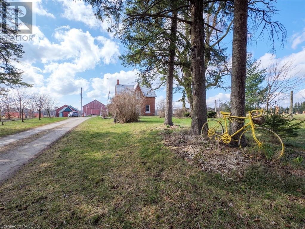 258934 Gordon Sutherland Parkway, Georgian Bluffs, Ontario  N4K 5N4 - Photo 2 - 40556011