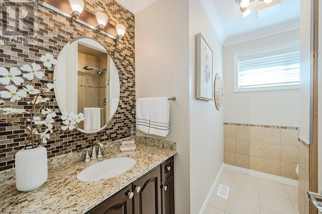 Image of property at 25 CARERE Crescent