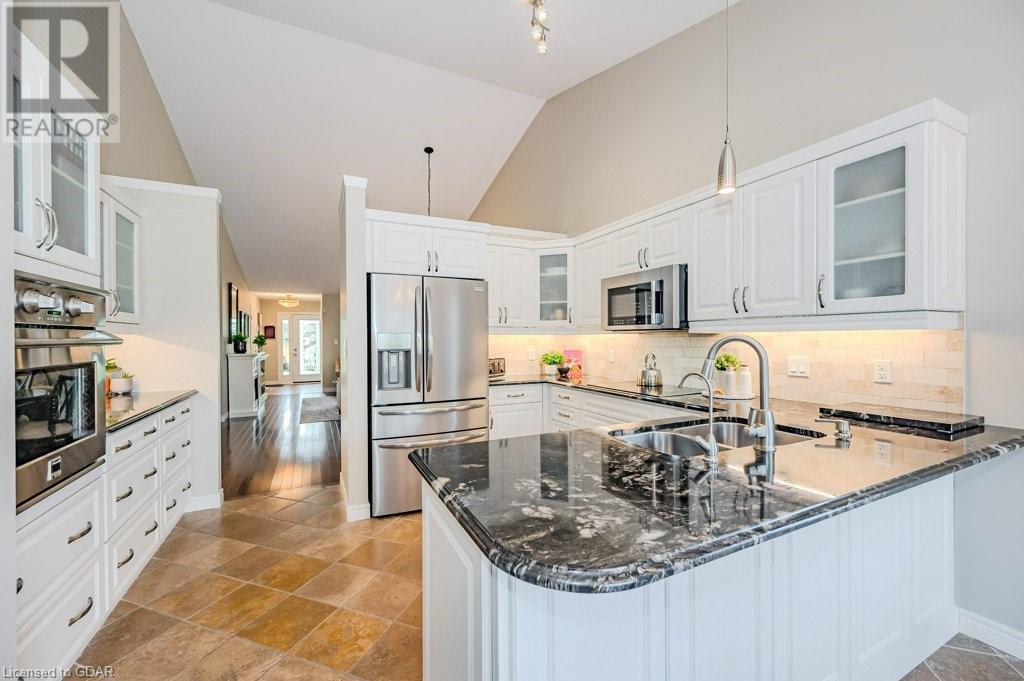 Image of property at 25 CARERE Crescent