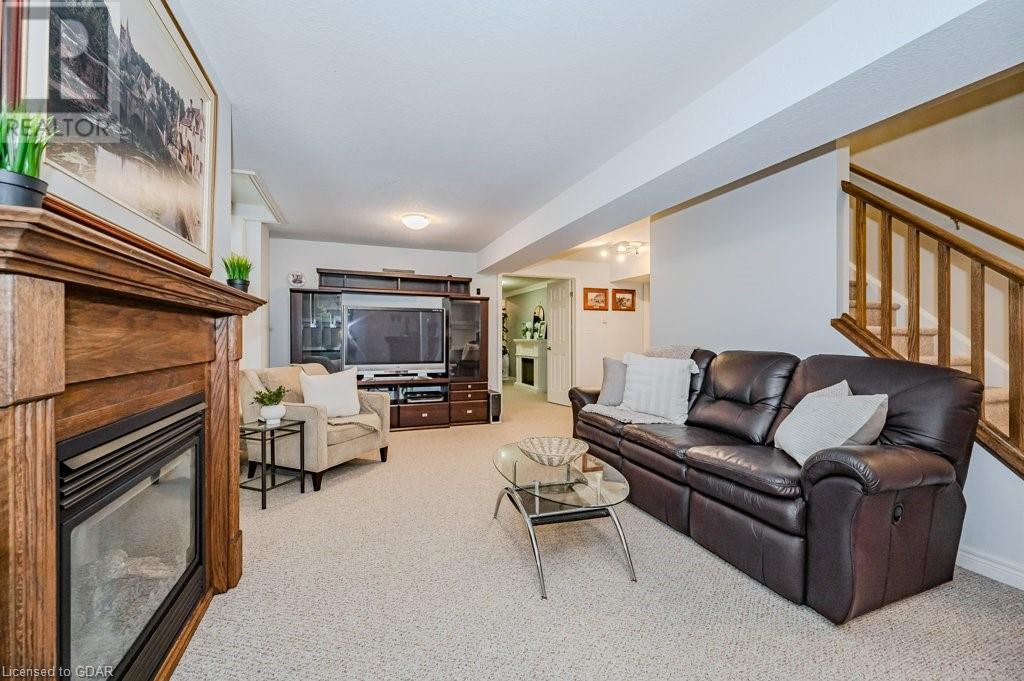 Image of property at 25 CARERE Crescent