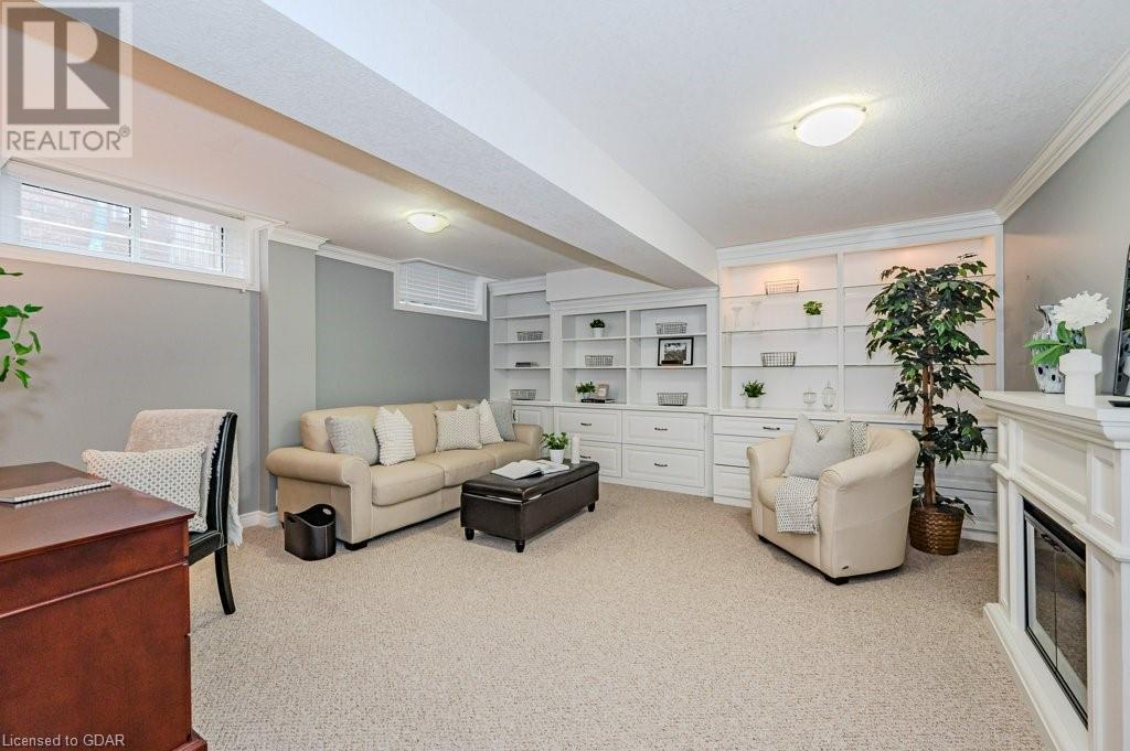 Image of property at 25 CARERE Crescent