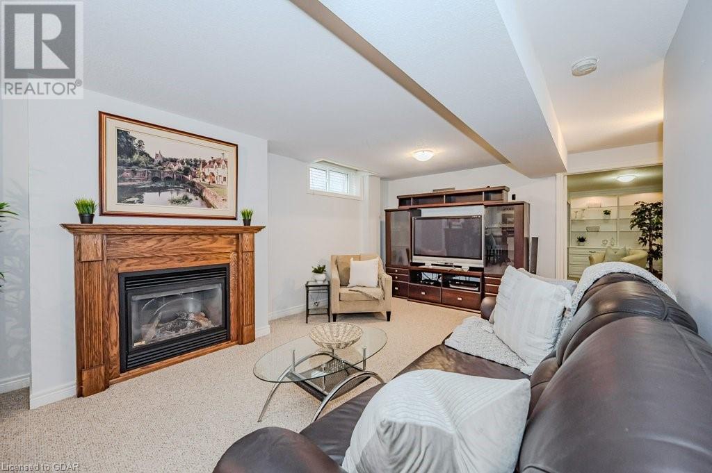 Image of property at 25 CARERE Crescent