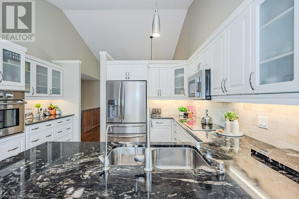 Image of property at 25 CARERE Crescent