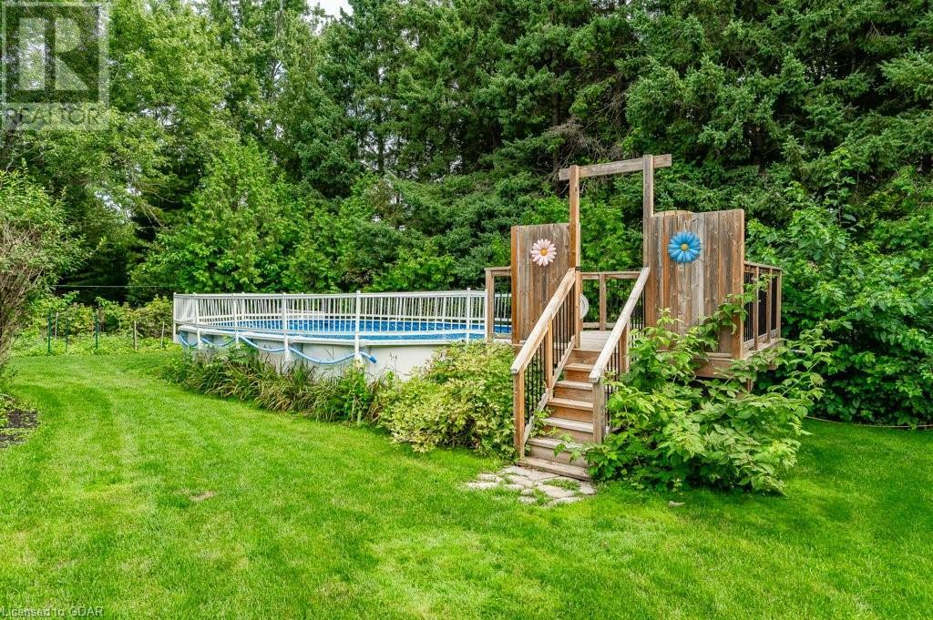 Image of property at 8 MALVERN Crescent