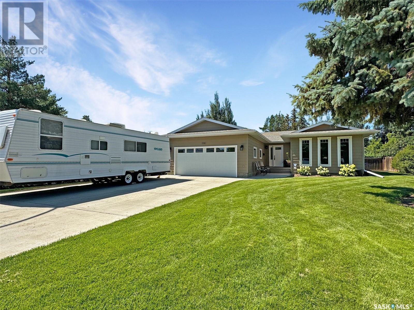 11101 Dunning Crescent, North Battleford, Saskatchewan  S9A 3M7 - Photo 1 - SK979561