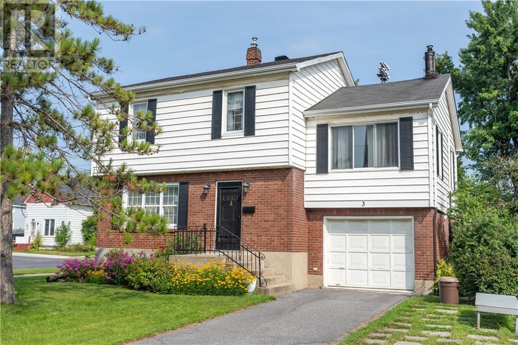 3 OLD ORCHARD AVENUE, cornwall, Ontario