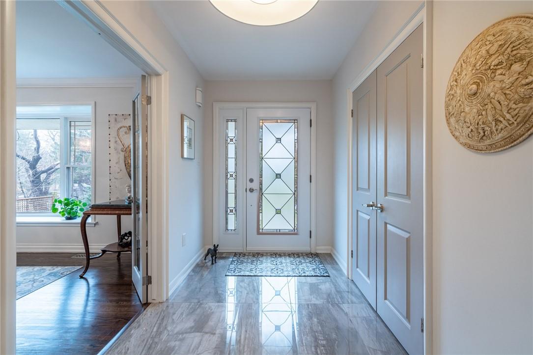 Image of property at 4306 Lakeshore Road