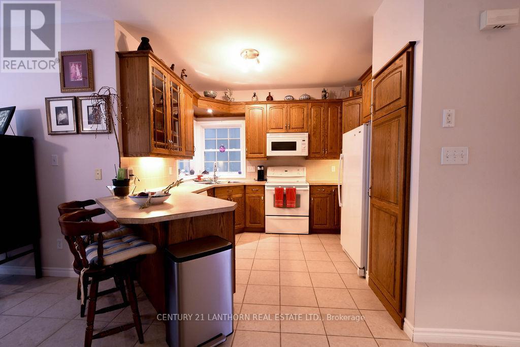 82 Livingwood Crescent, Madoc, Ontario  K0K 2K0 - Photo 11 - X9240522