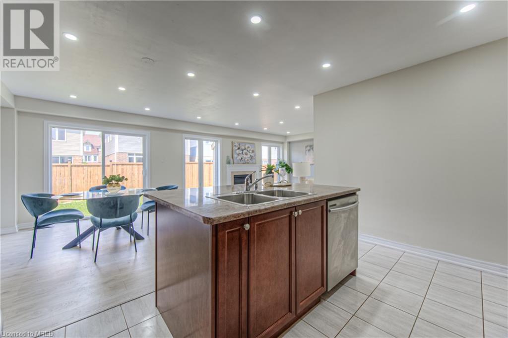 Image of property at 47 MULLHOLLAND AVENUE