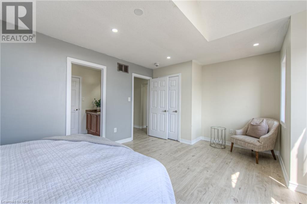 Image of property at 47 MULLHOLLAND AVENUE