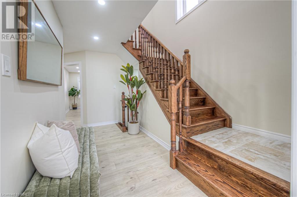 Image of property at 47 MULLHOLLAND AVENUE