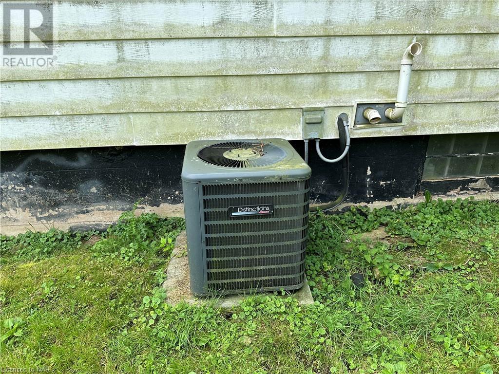 1400 Orchard Avenue, Fort Erie, Ontario  L2A 3E6 - Photo 22 - 40627838