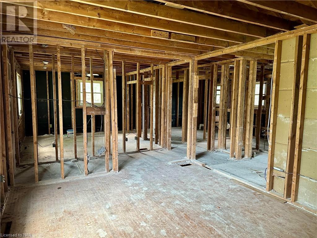 1400 Orchard Avenue, Fort Erie, Ontario  L2A 3E6 - Photo 11 - 40627838