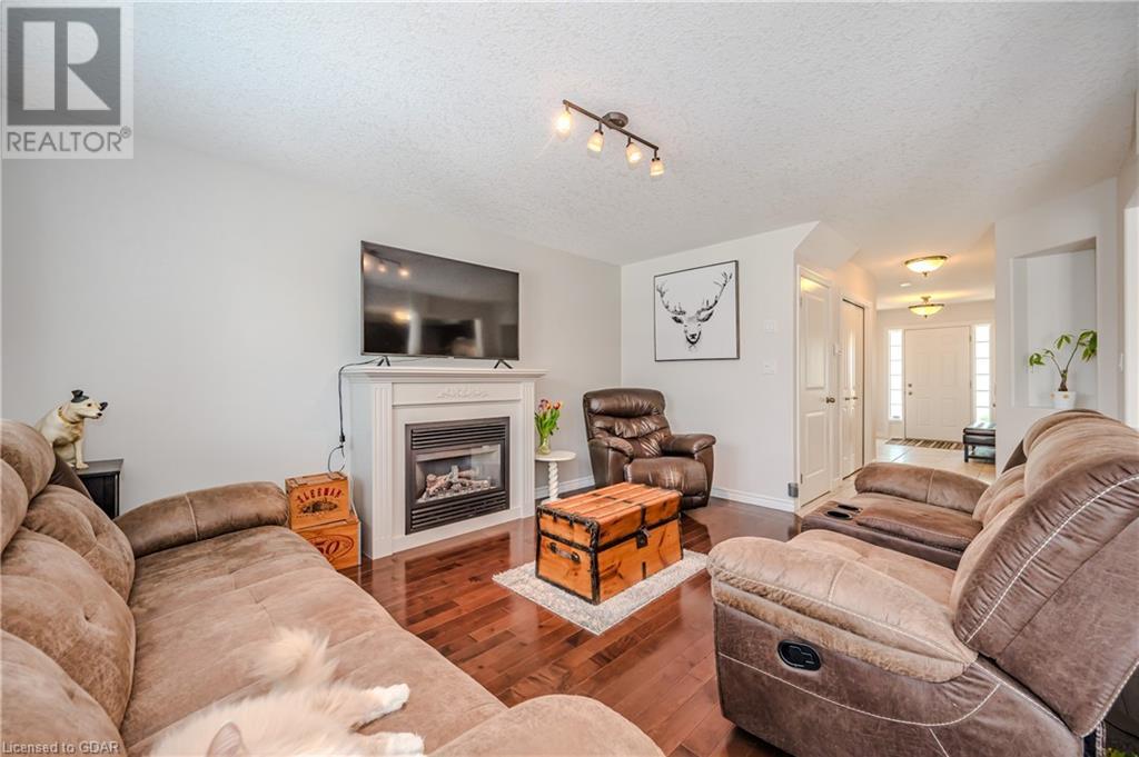 Image of property at 16 CREIGHTON Avenue