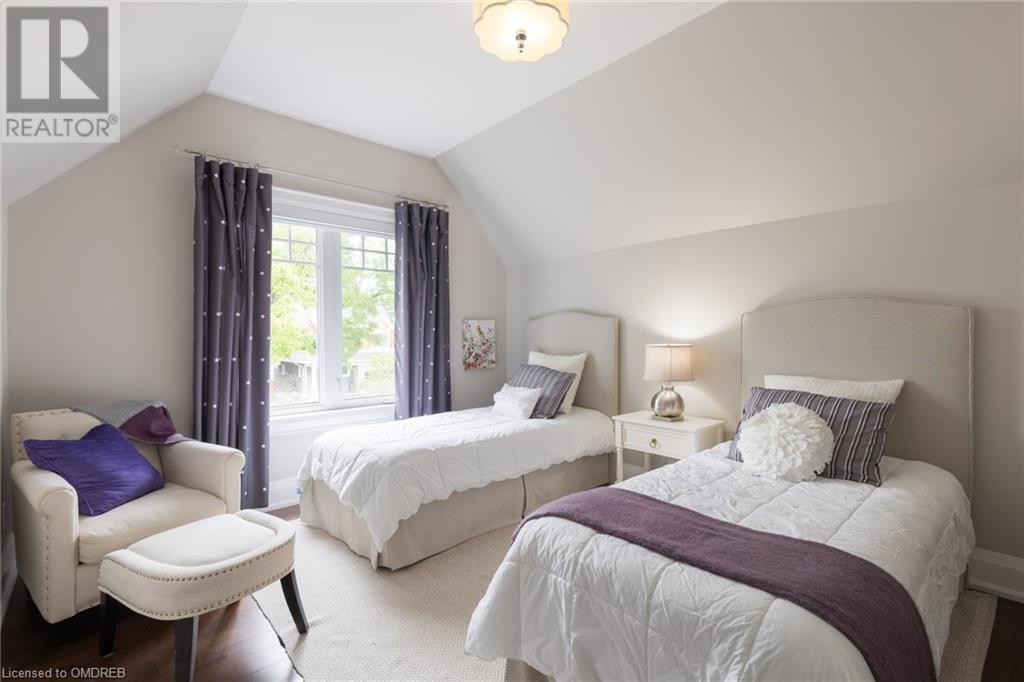 Image of property at 180 CHISHOLM Street