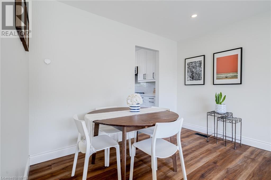 Image of property at 1305 REDBANK Crescent