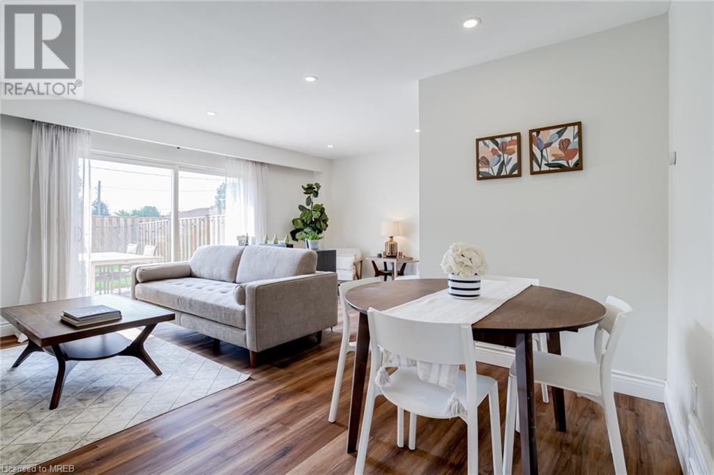 Image of property at 1305 REDBANK Crescent