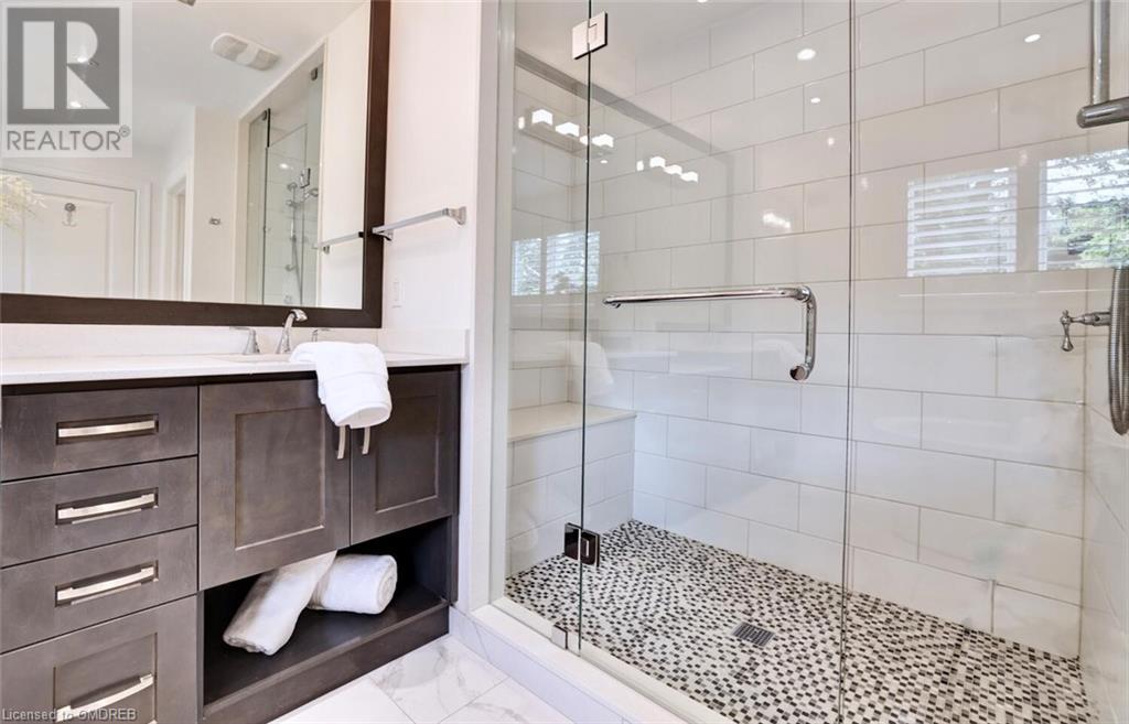 Image of property at 446 FOURTH Line