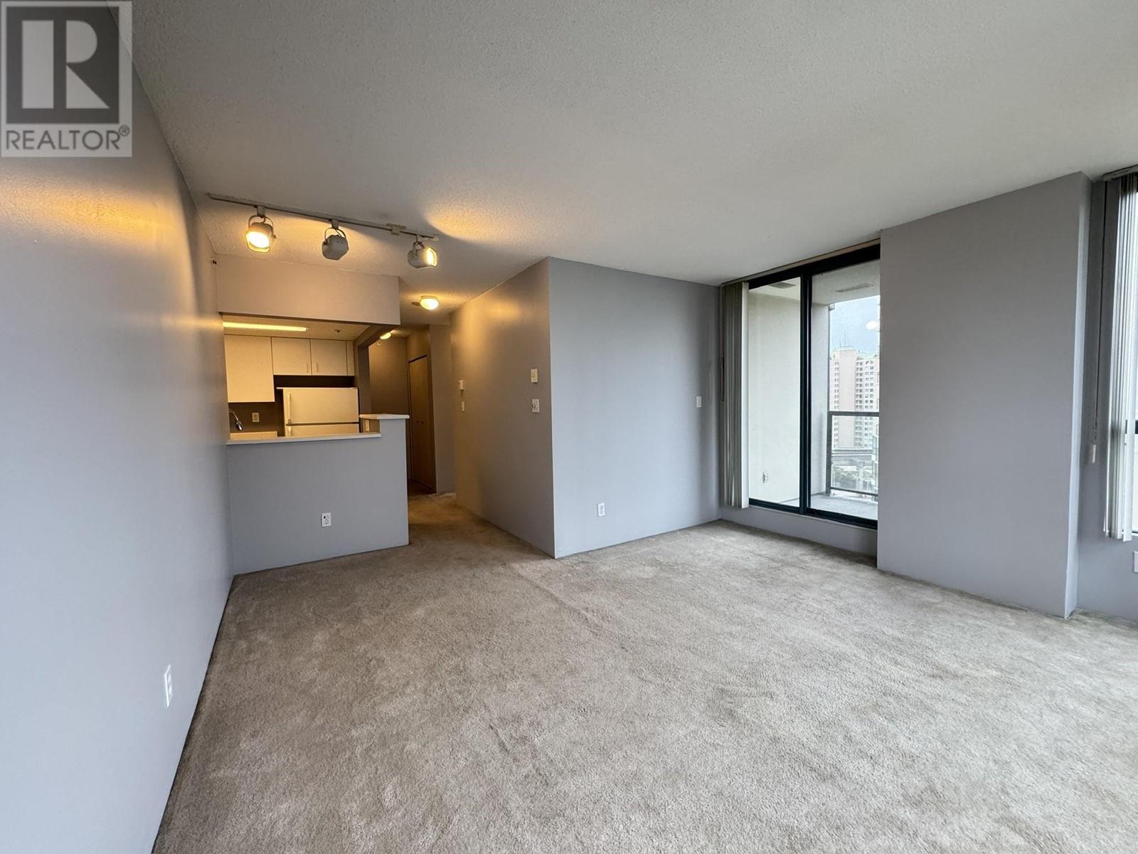 805 828 Agnes Street, New Westminster, British Columbia  V3M 6R4 - Photo 3 - R2911325