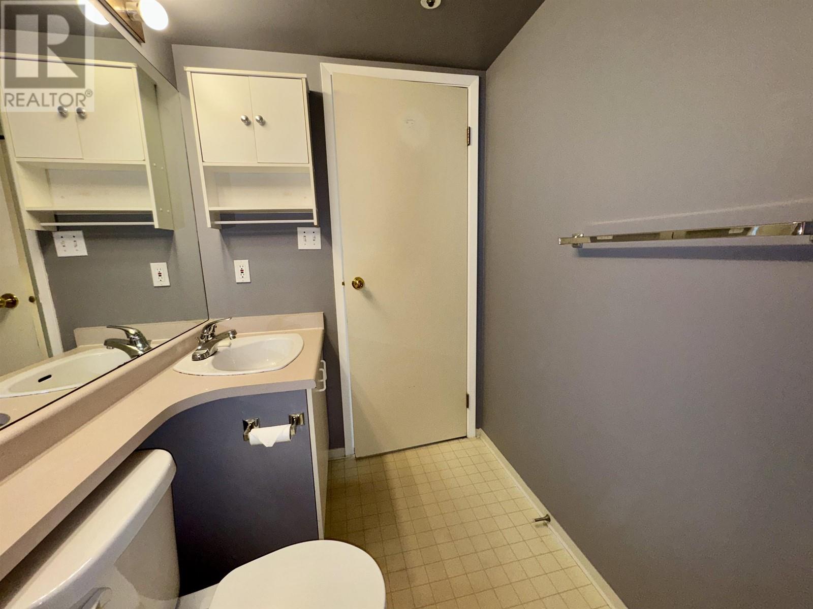 805 828 Agnes Street, New Westminster, British Columbia  V3M 6R4 - Photo 13 - R2911325