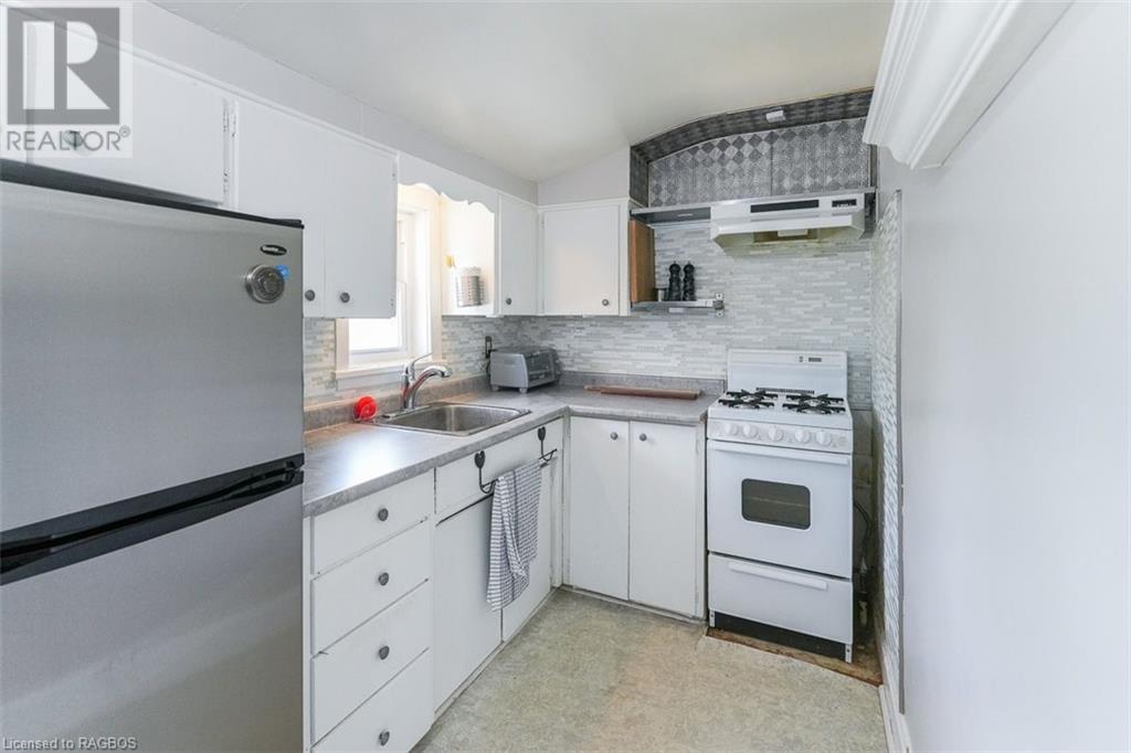 Image of property at 314 PAISLEY Road