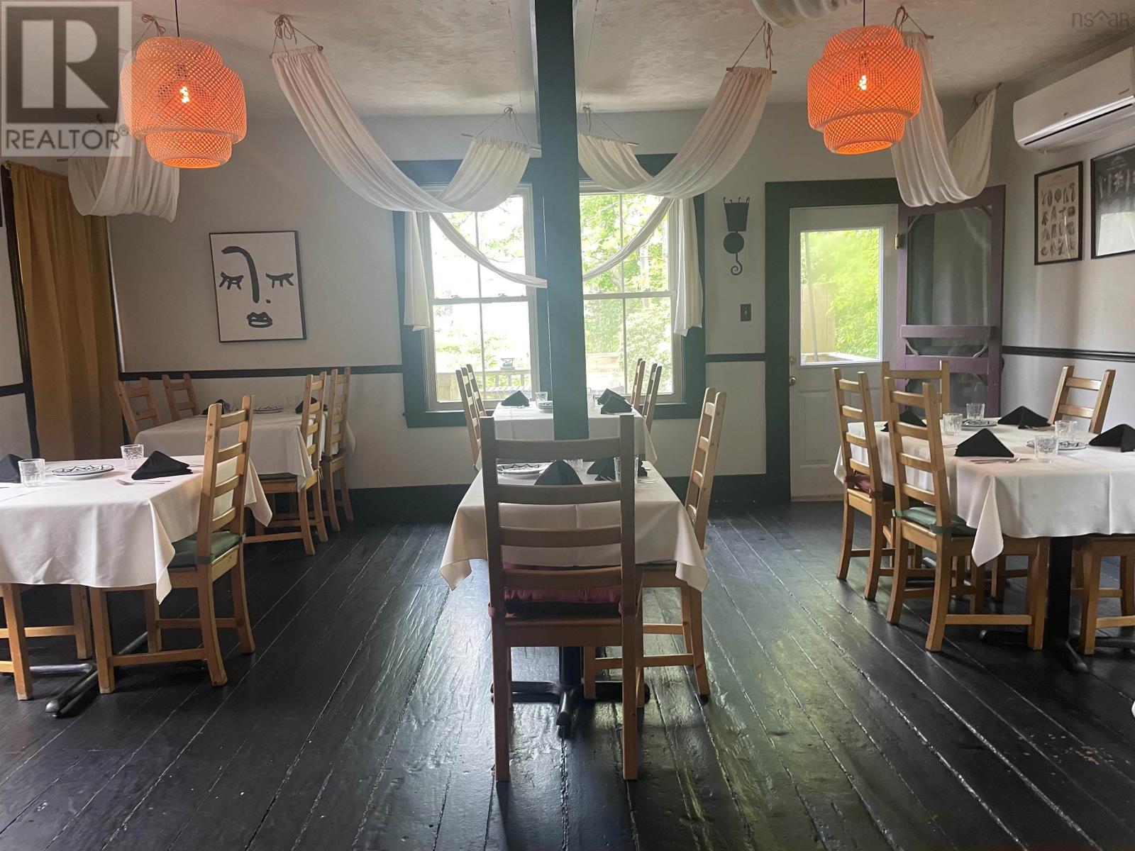 13 Charlotte Lane, Shelburne, Nova Scotia  B0T 1W0 - Photo 9 - 202418623