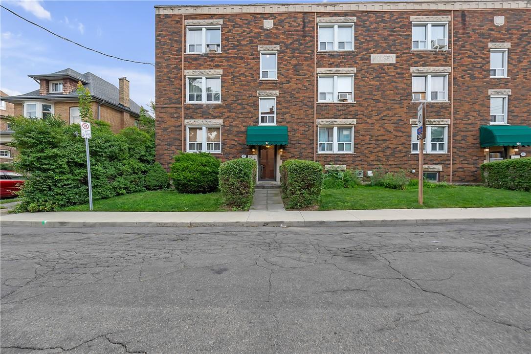 Image of property at 97 CONNAUGHT Avenue S|Unit #9