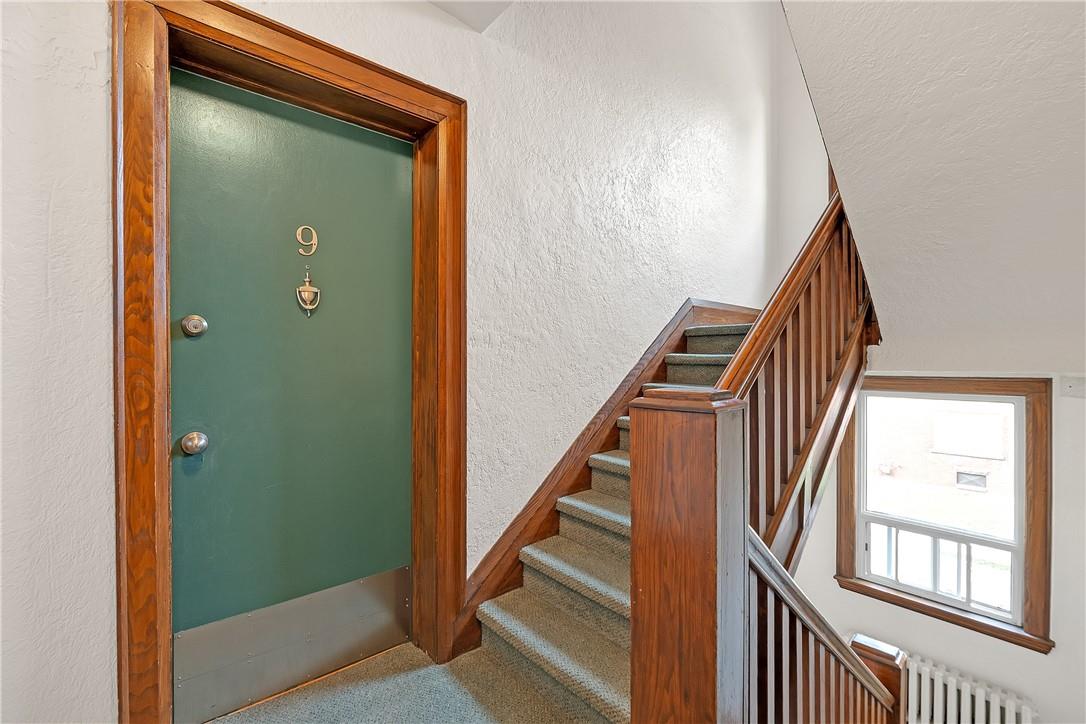 Image of property at 97 CONNAUGHT Avenue S|Unit #9