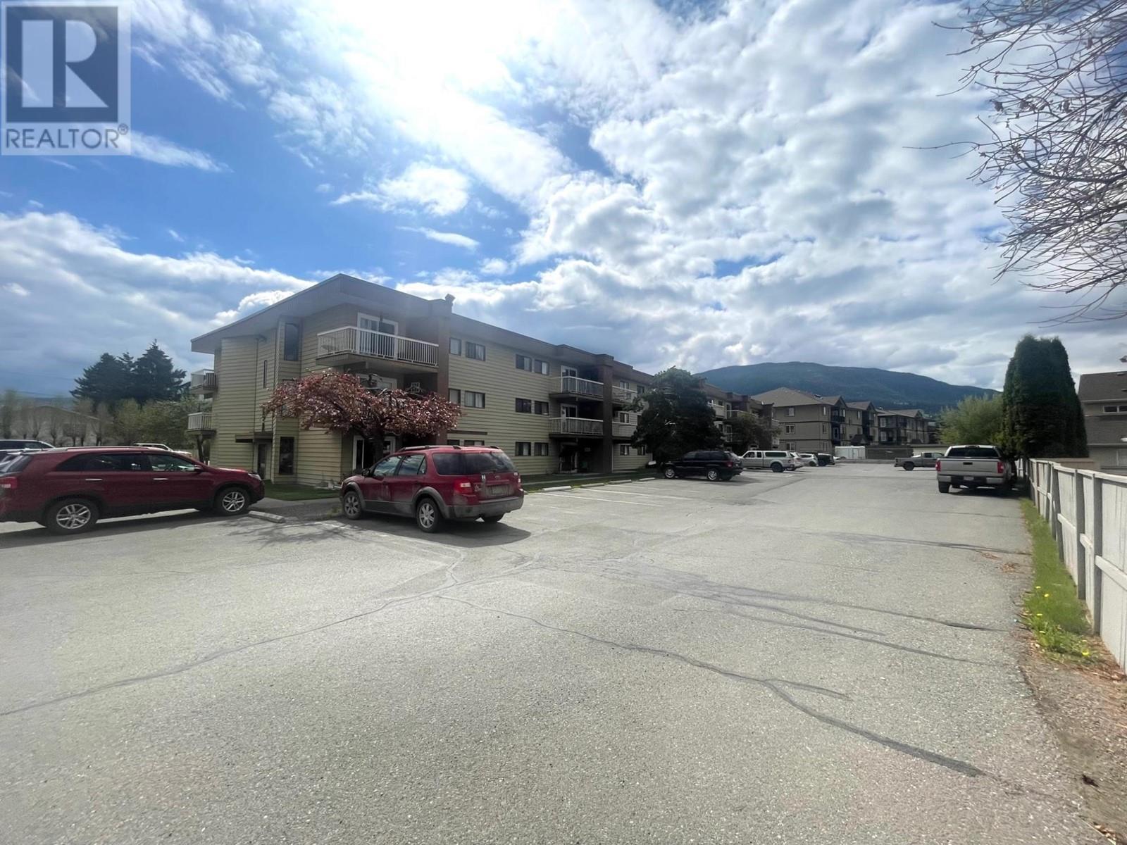 204-1703 Menzies Street, Merritt, British Columbia  V1K 1A6 - Photo 9 - 180203