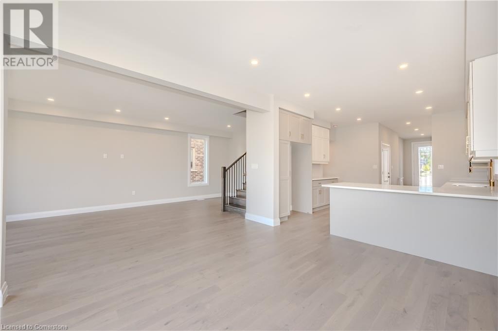 63 Country Club Estates Drive, Elmira, Ontario  N3B 1N3 - Photo 14 - 40629688