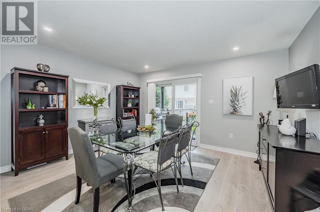 Image of property at 34 ANNMOORE Crescent