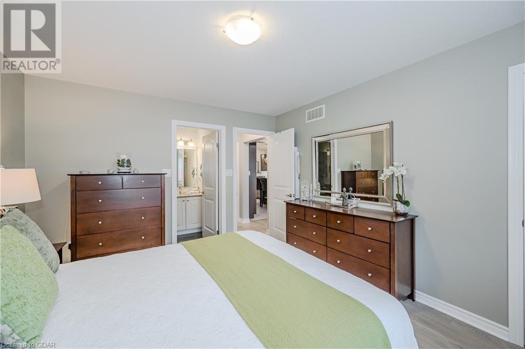 Image of property at 34 ANNMOORE Crescent