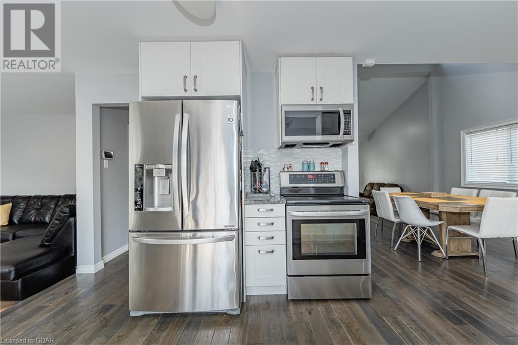 Image of property at 104 PINNACLE Crescent