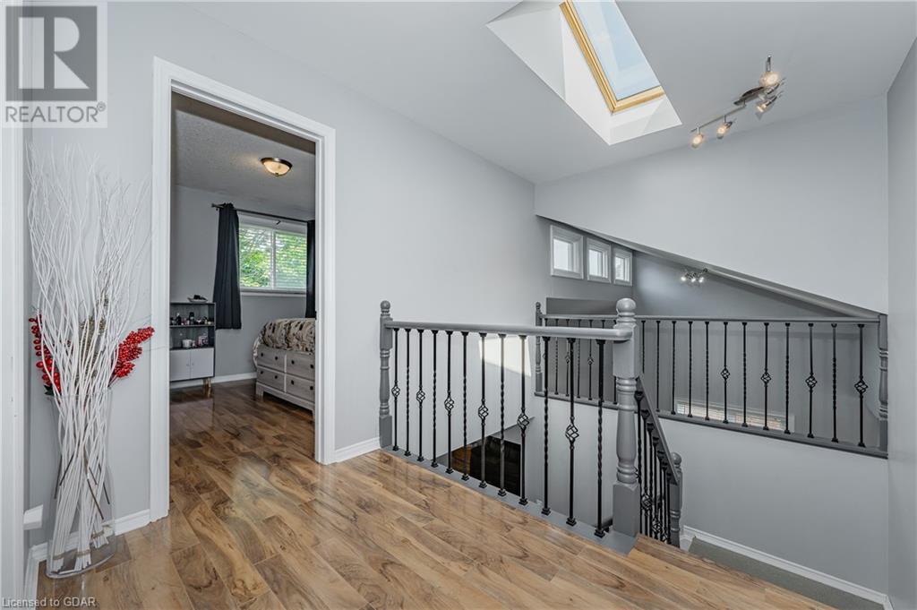 Image of property at 104 PINNACLE Crescent