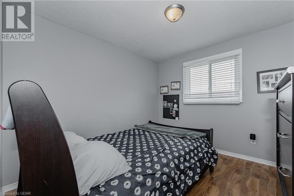 Image of property at 104 PINNACLE Crescent