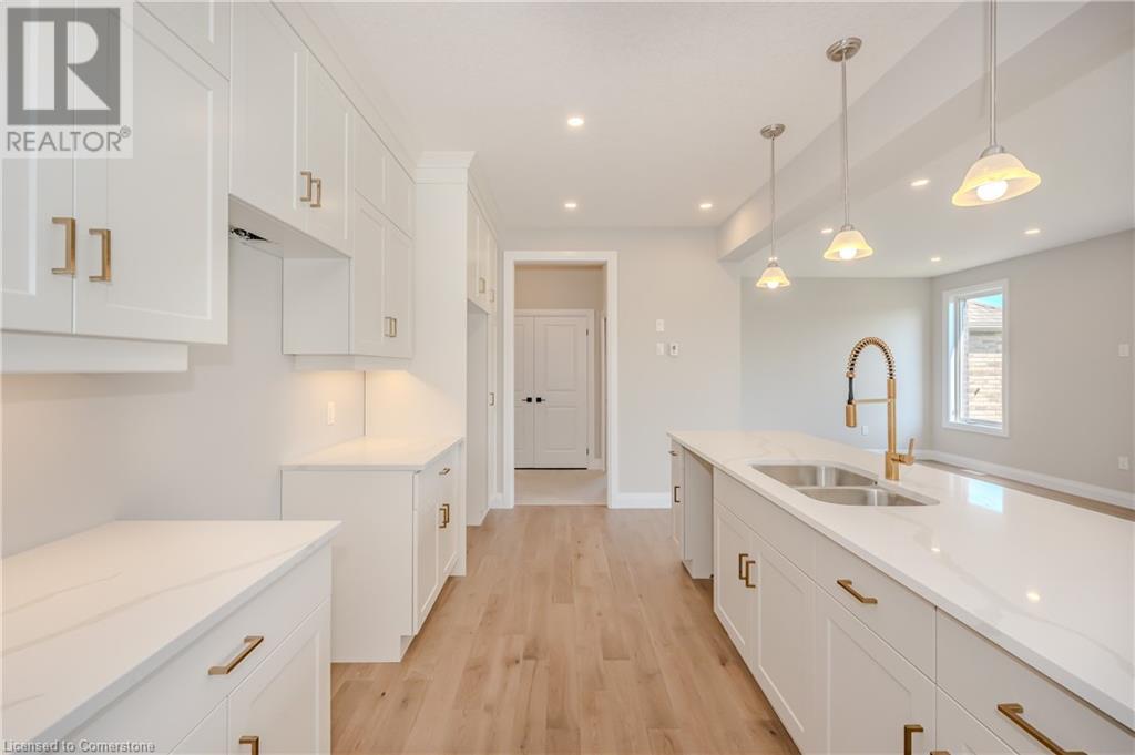 51 Country Club Estates Drive, Elmira, Ontario  N3B 0B4 - Photo 8 - 40629653