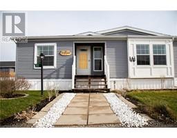 22 CRICKLEWOOD Crescent, nanticoke, Ontario