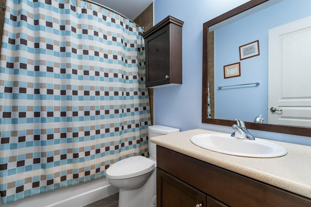 Image of property at 4867 John Street