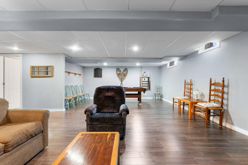 Image of property at 4867 John Street