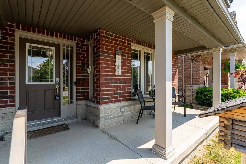 Image of property at 4867 John Street