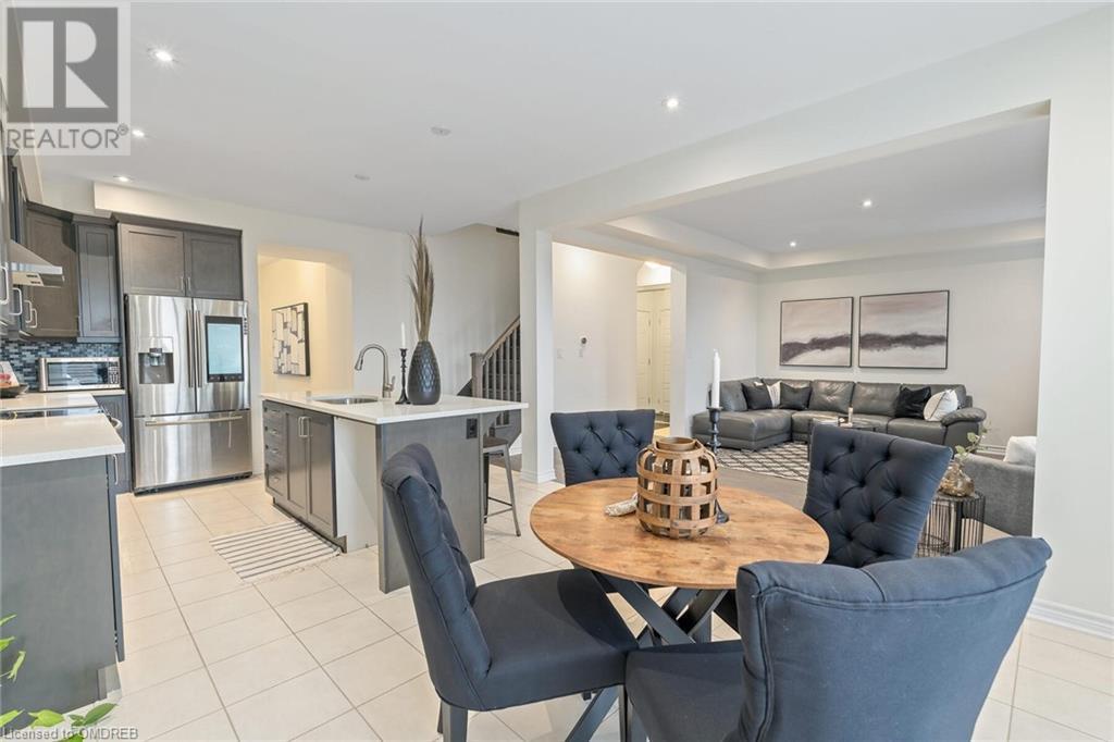 Image of property at 1327 CHRETIEN STREET Street